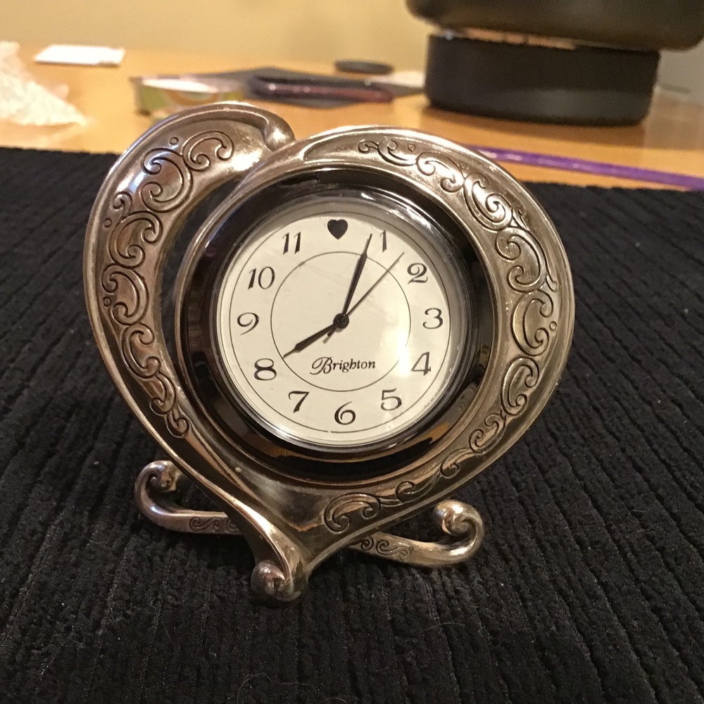 Brighton “Penelope” heart mini clock